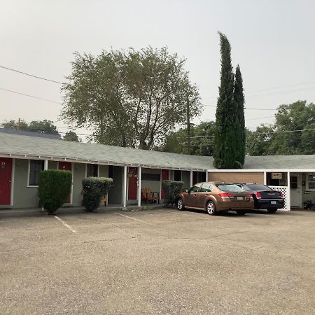 Independence Courthouse Motel Buitenkant foto