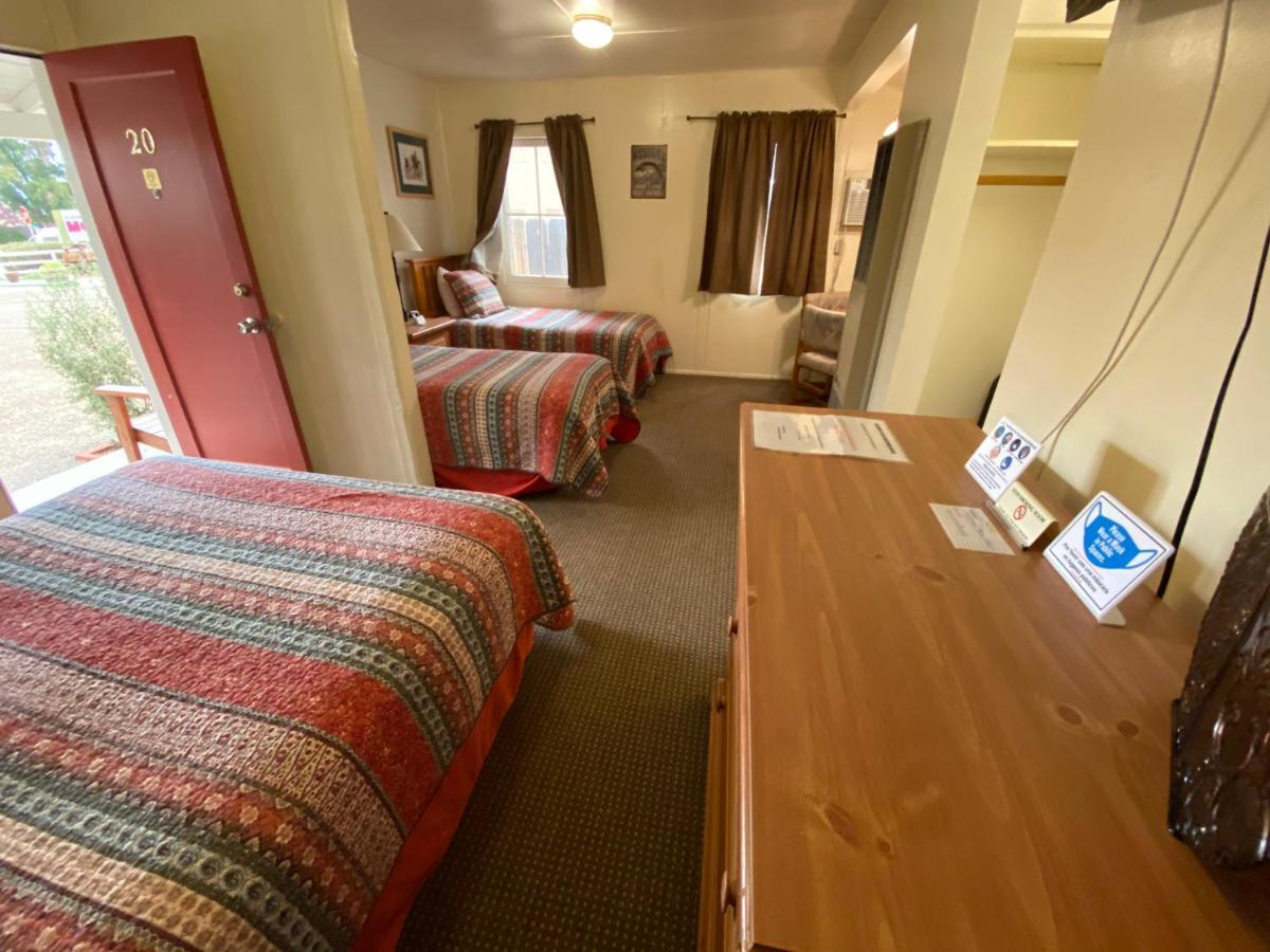 Independence Courthouse Motel Buitenkant foto